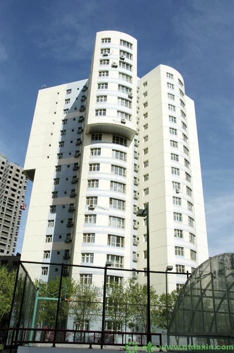 南門(mén)國(guó)際城F1高層住宅樓（新疆建筑工程天山獎(jiǎng)、江蘇省省外“揚(yáng)子杯”）
